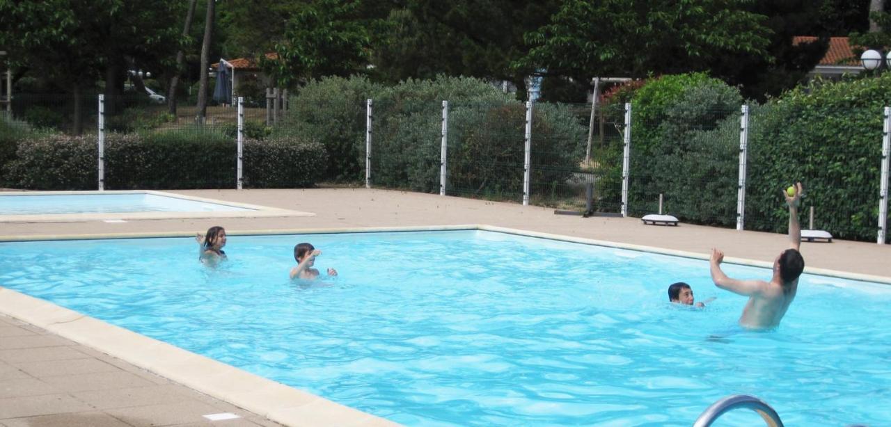 Ulvf Les Hibiscus Hotel Saint-Jean-de-Monts Exterior foto